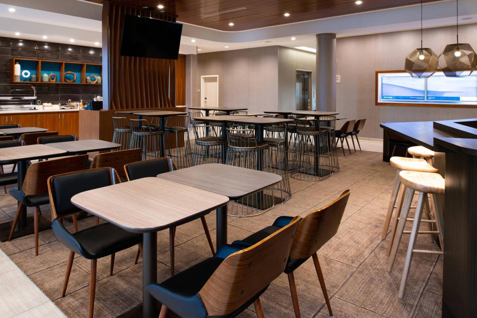 Springhill Suites By Marriott Kansas City Northeast Ngoại thất bức ảnh
