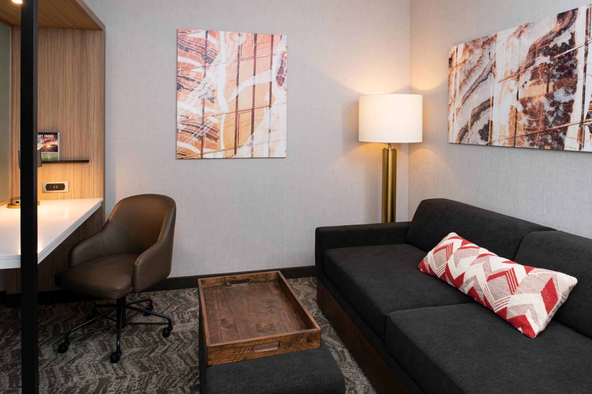 Springhill Suites By Marriott Kansas City Northeast Ngoại thất bức ảnh