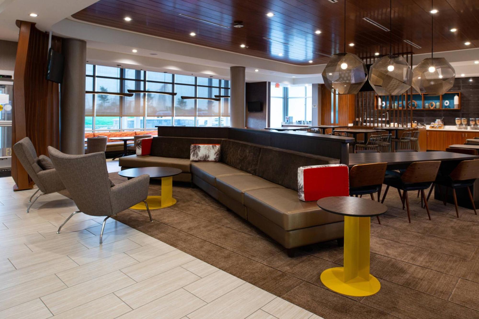 Springhill Suites By Marriott Kansas City Northeast Ngoại thất bức ảnh